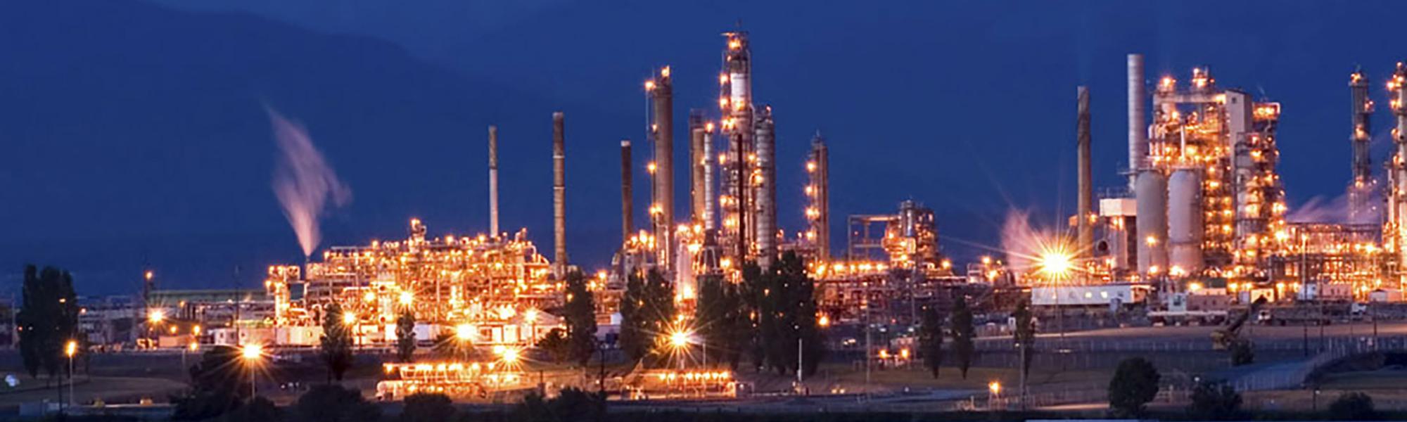 Image of refinery at night
